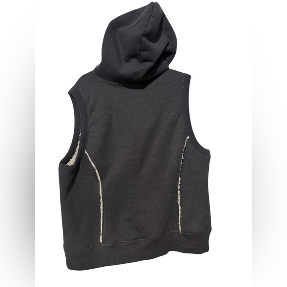 Women’s Old Navy gray Sleeveless Sherpa Hoodie Size XXL - Picture 9 of 9
